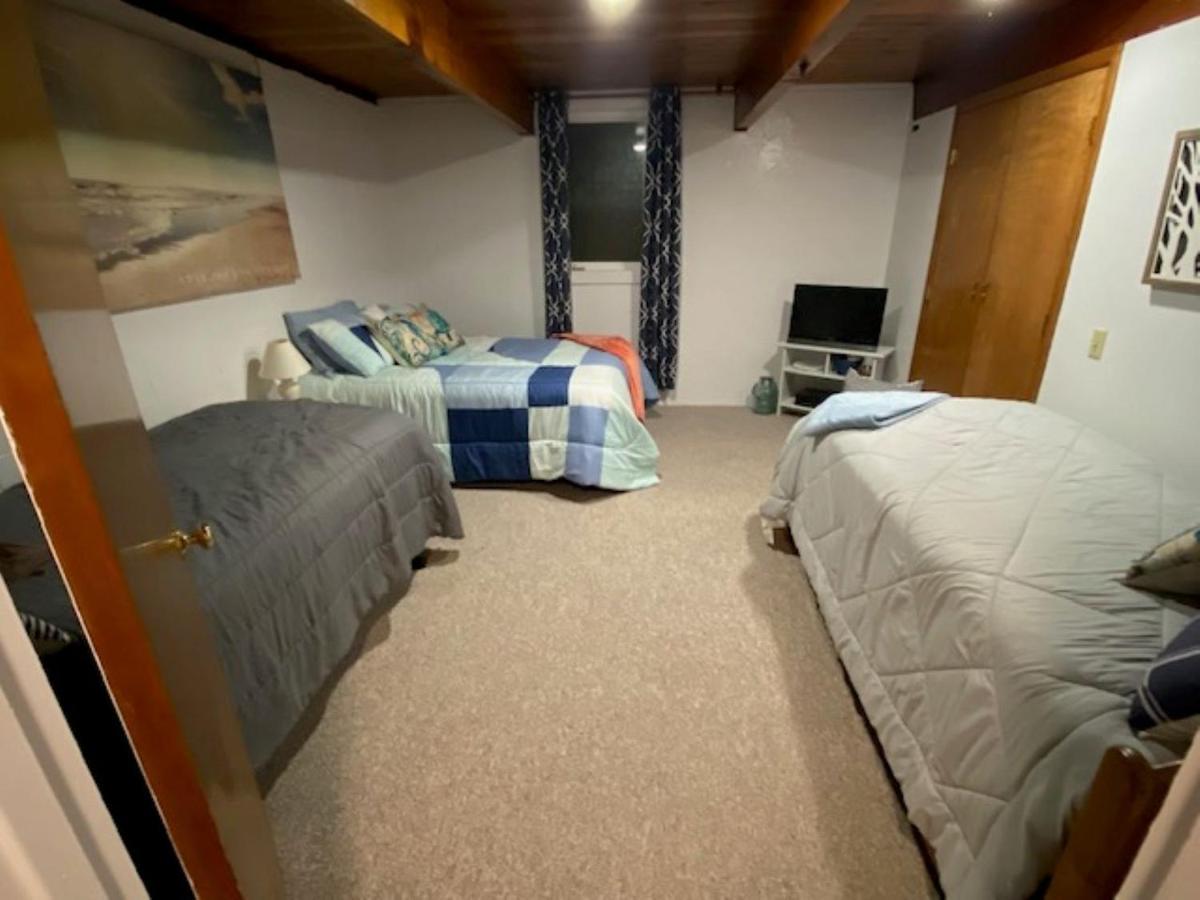 Spacious Lower Level Living All For You! Корвалис Екстериор снимка