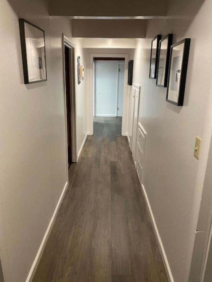 Spacious Lower Level Living All For You! Корвалис Екстериор снимка