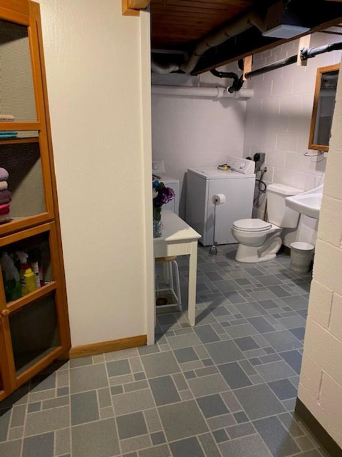Spacious Lower Level Living All For You! Корвалис Екстериор снимка
